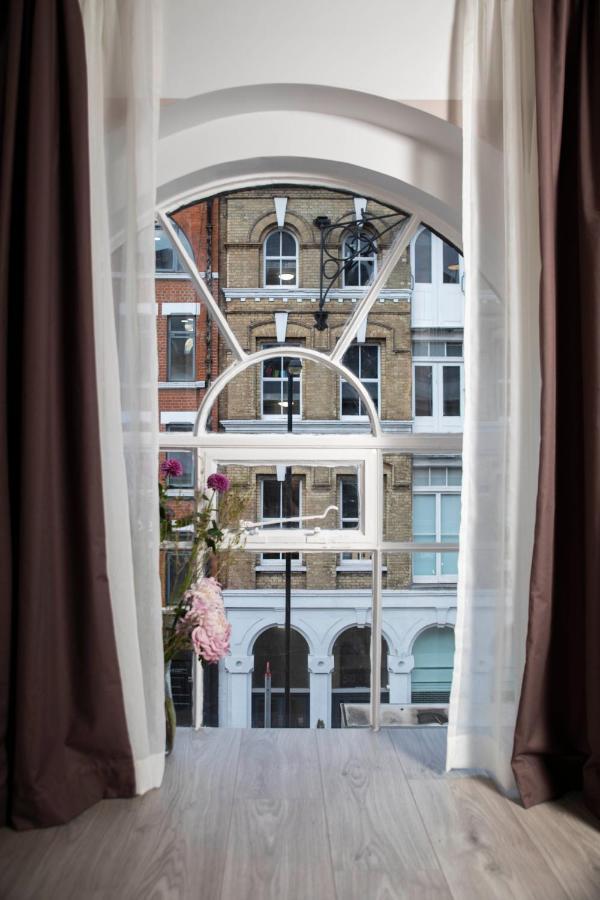 Bob W Commercial House Londen Buitenkant foto